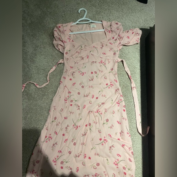 Aritzia Baudelaire dress - Picture 5 of 13